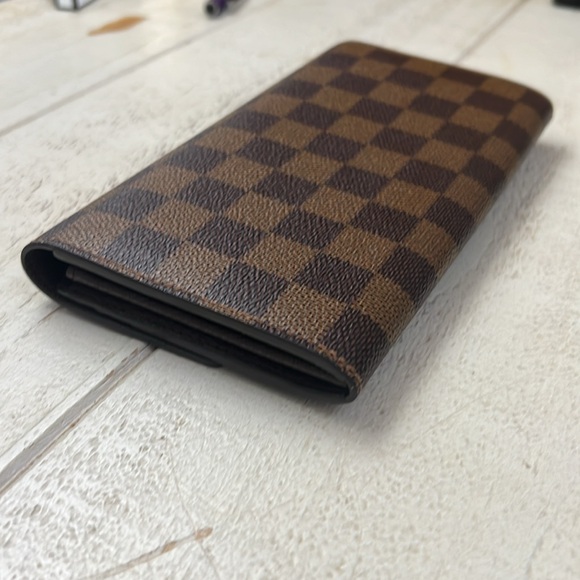 Louis Vuitton Damier Sarah Long Wallet - Picture 4 of 16
